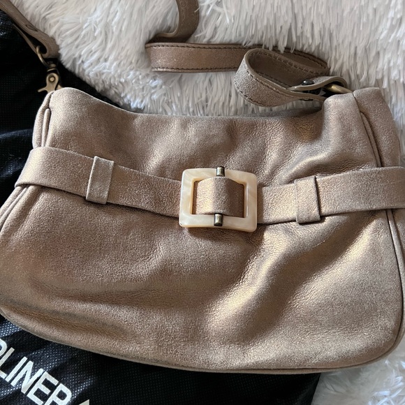 New in dust bag vintage Donald Pliner gold bag. Beautiful details. - Picture 2 of 11